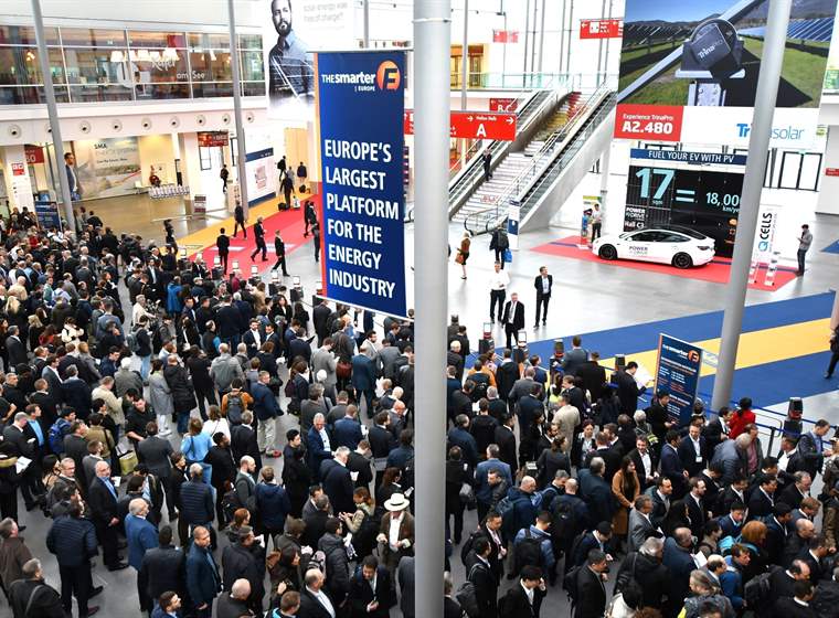 Intersolar Europe: FGH punktet als Experte für neue Anschlussrichtlinien