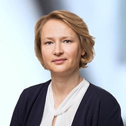  Yulia Ivanova
